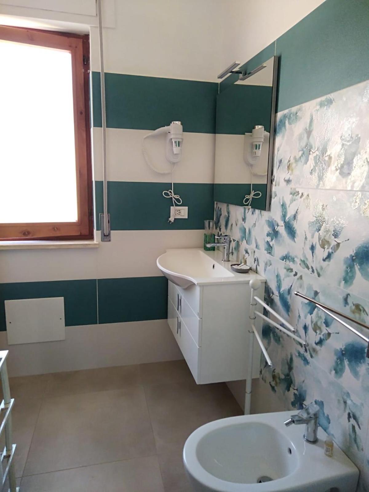 Antares B&B คาริอาตี ภายนอก รูปภาพ
