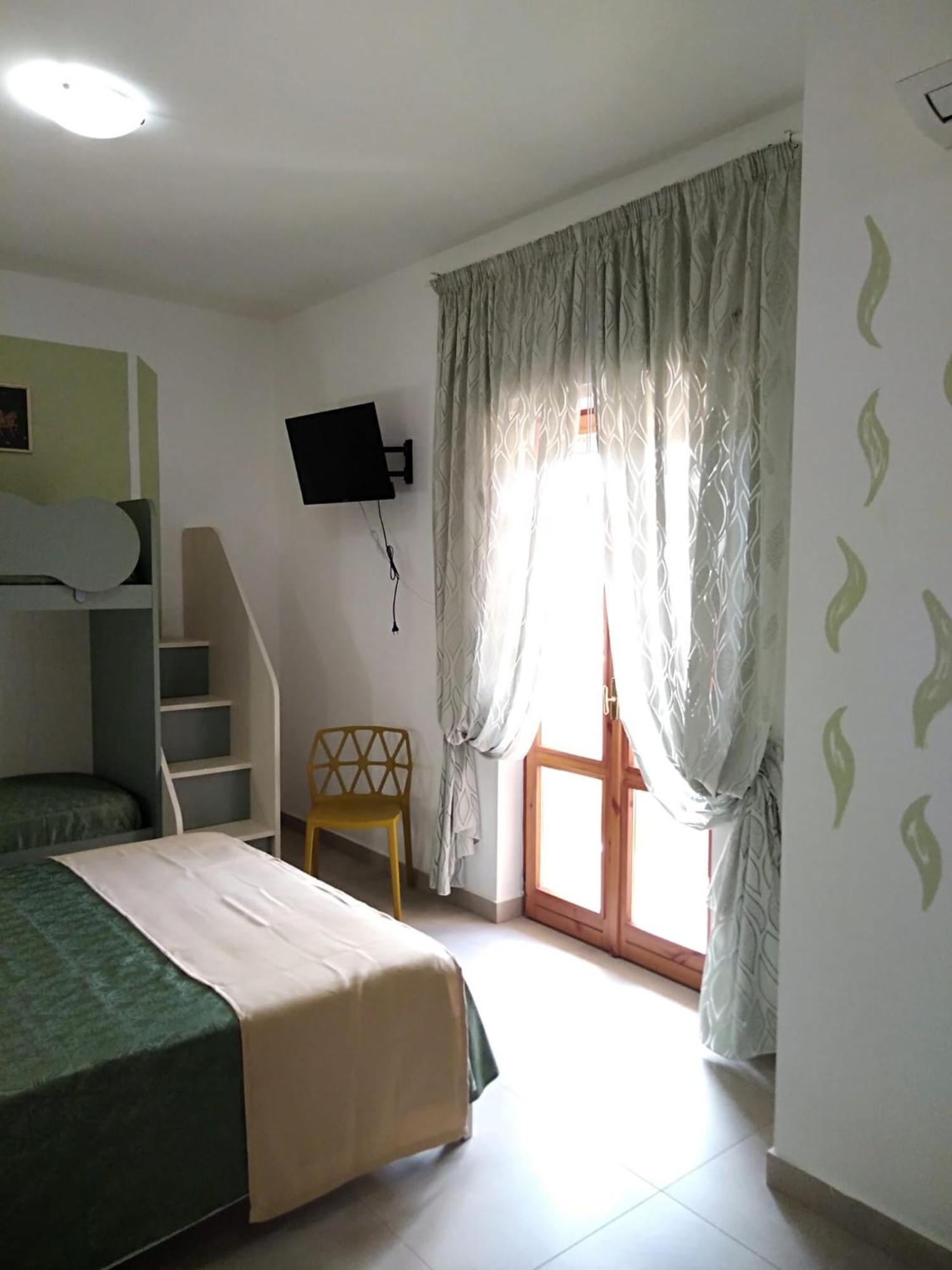 Antares B&B คาริอาตี ภายนอก รูปภาพ